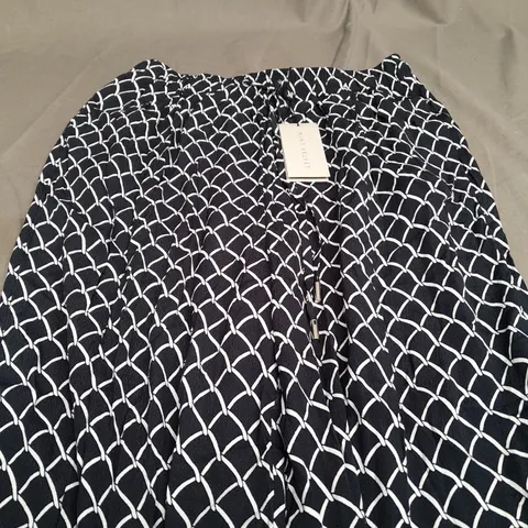 MINT VELVET NAVY PRINT WIDE TROUSERS - MEDIUM REG