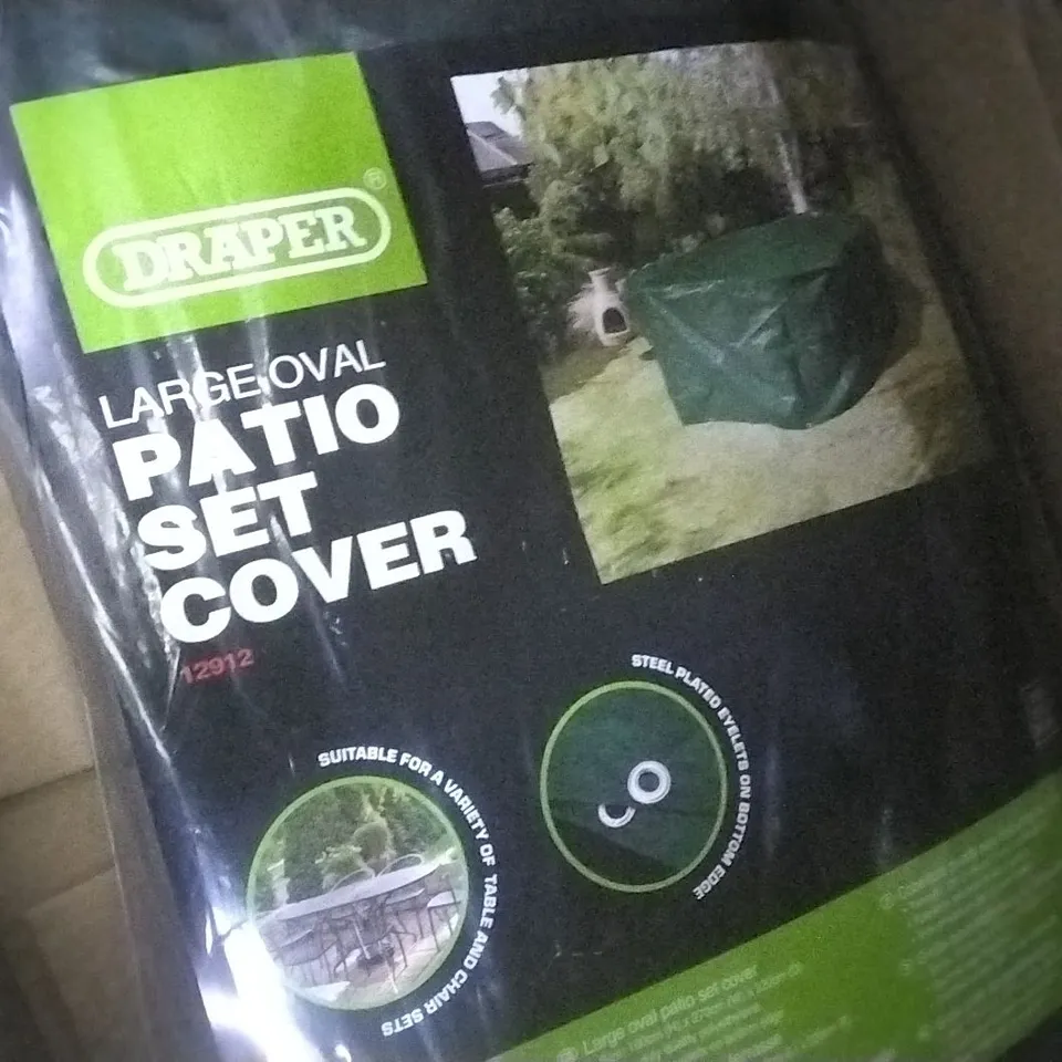 BOXED LARGE PATIO SET COCER 2700 X 2200 X 1000 MM