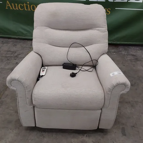 QUALITY BRITISH DESIGNER G PLAN HOLMES DUAL ELEVATE C579 CANOPY SAND RECLINING EASY CHAIR NATURAL FABRIC