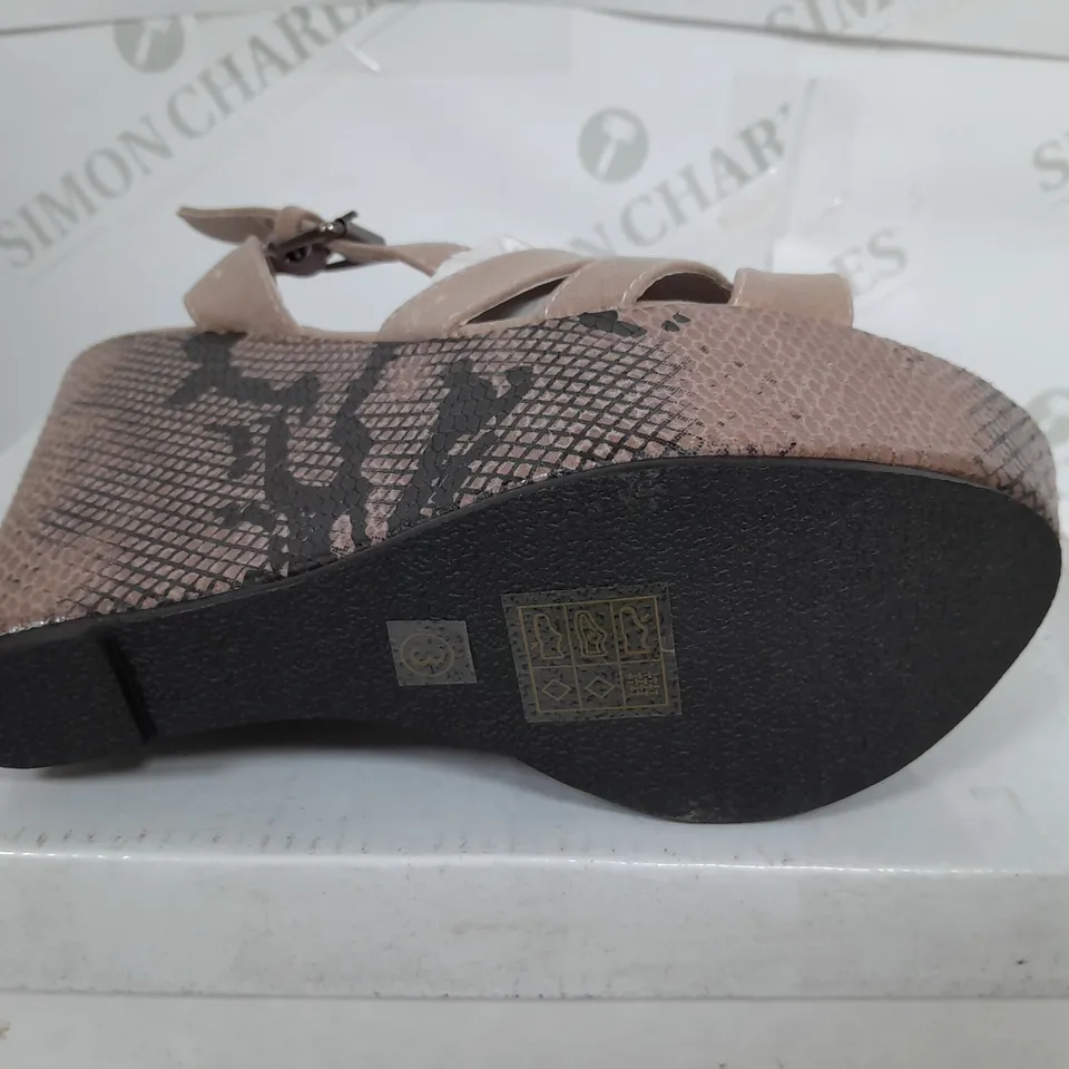 BOXED PAIR OF KRUSH OPEN TOE STRAP PLATFORM SHOES IN MINK - SIZE 3