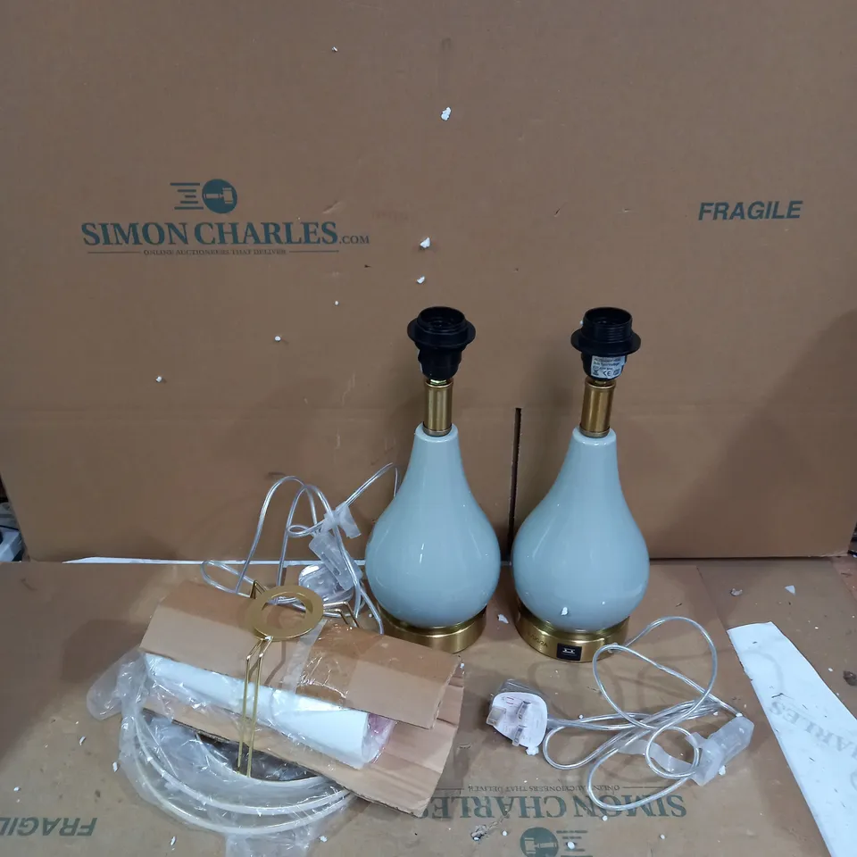 2 LAMPS WITH MAKE YOUR OWN LAMPSHADES
