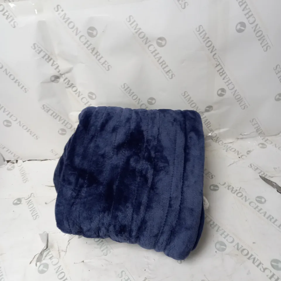 COZEE HOME OVERSIZED HEATED WRAP IN NAVY