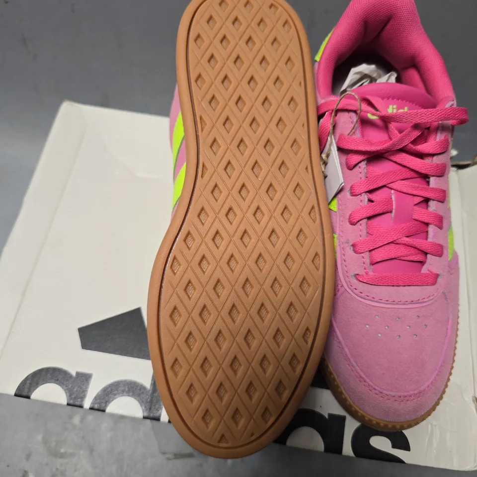 BOXED ADIDAS BREAKNET SLEEK SIZE 3.5