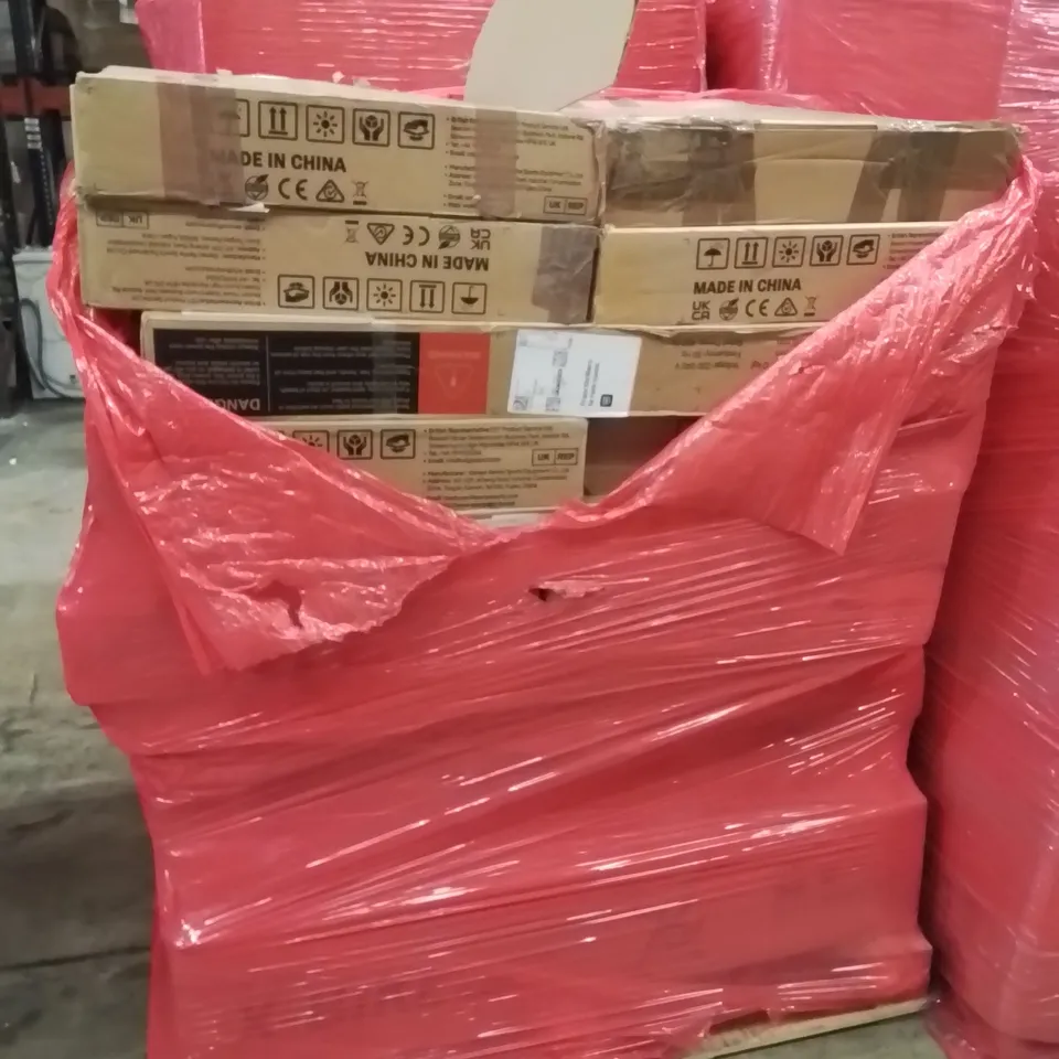 PALLET CONTAINING MULTIPLE WALKING VIBRATION PADS