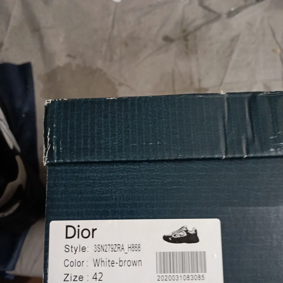 DIOR B30 SNEAKERS – WHITE & BROWN, UK 8.5 (EU 42)