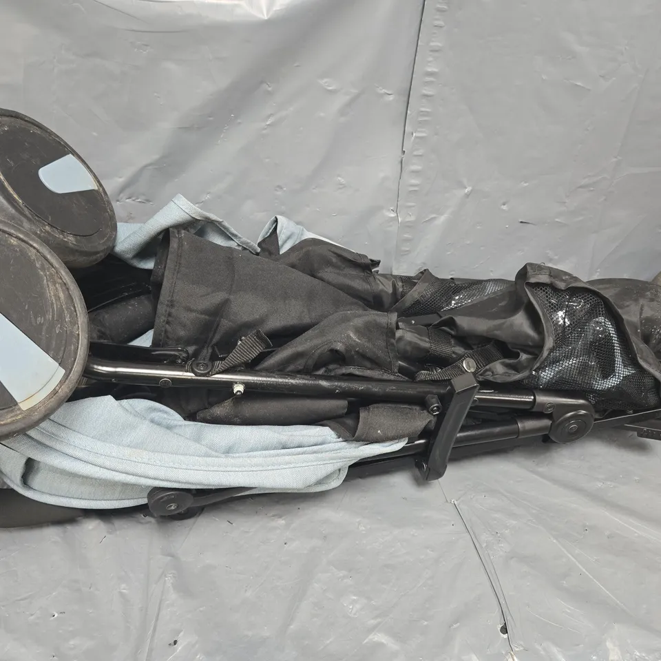 CUGGLE PRAM IN LIGHT BLUE - COLLECTION ONLY