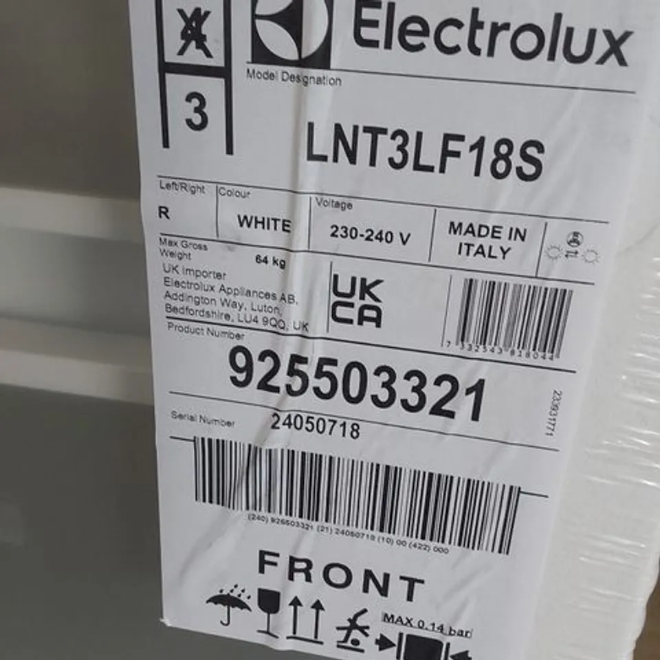 ELECTROLUX SERIES 60 INTEGRATED FRIDGE FREEZER WHITE MODEL LNT3LF18S RRP £675