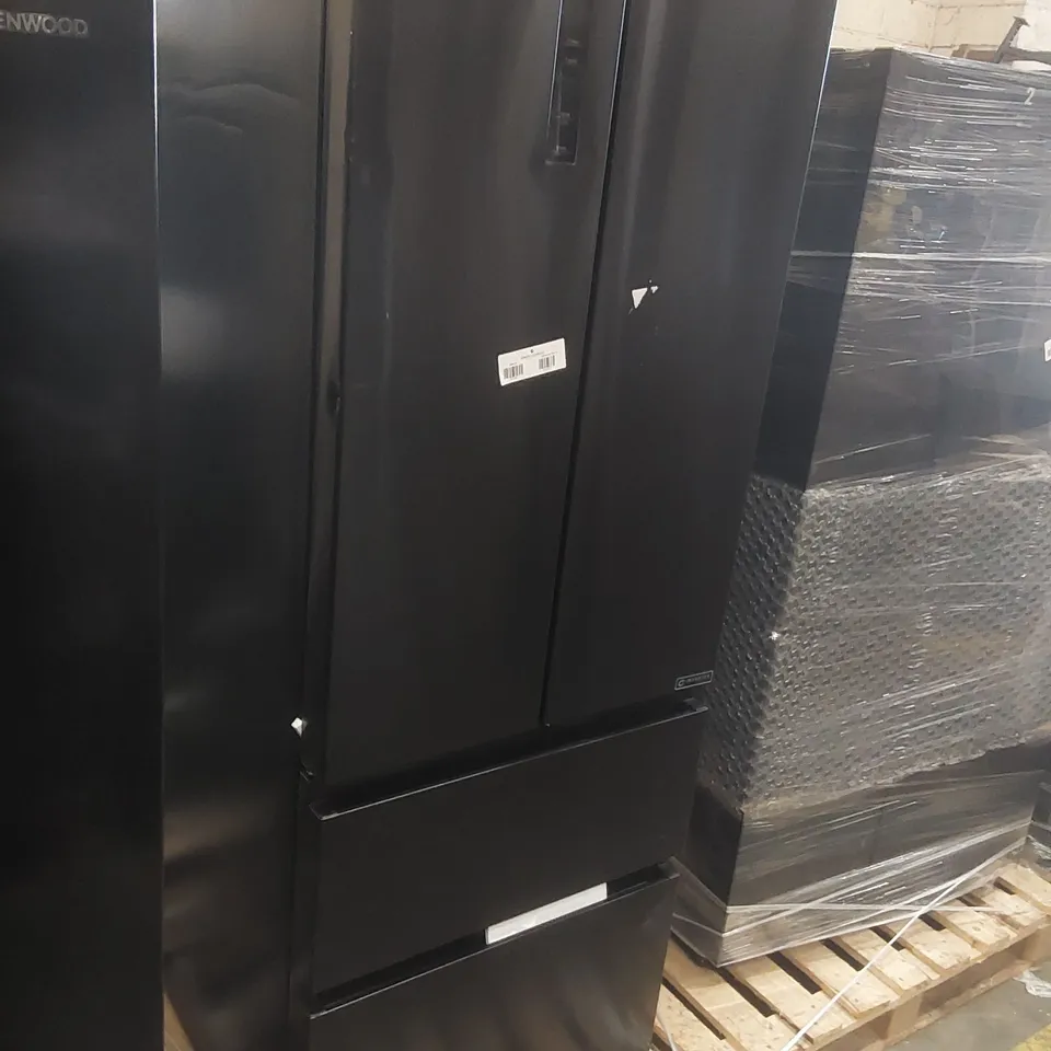 HISENSE PUREFLAT SLIM RF632N4AFC1 TOTAL NO FROST AMERICAN FRIDGE FREEZER - BLACK / STAINLESS STEEL - C RATED