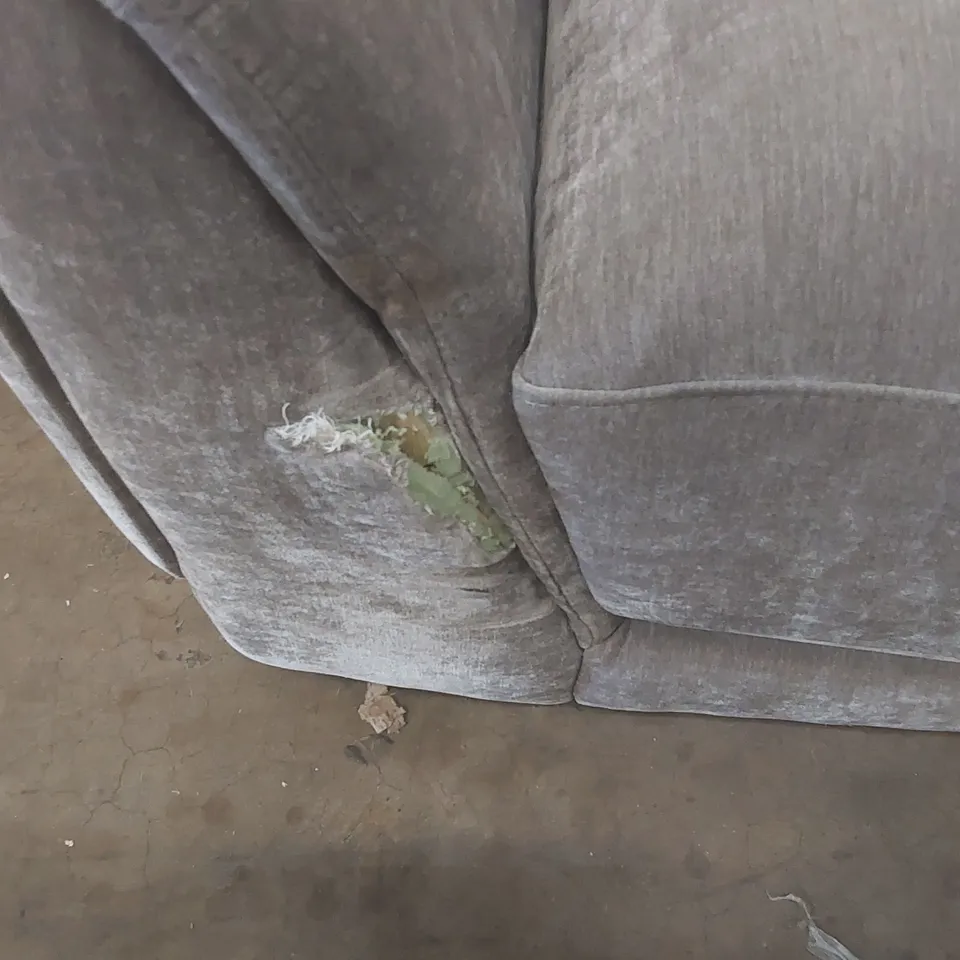 DANETTI 4-SEATER UPHOLSTERED SOFA 