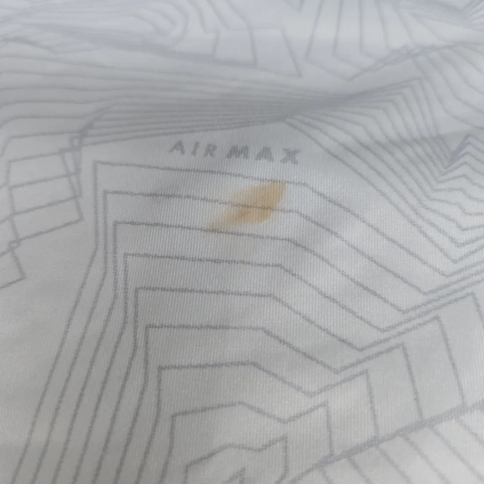 NIKE AIR MAX LOGO T-SHIRT, WHITE - UK SIZE XXL