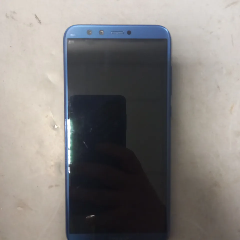 HONOR LLD-L31 MOBILE PHONE IN BLUE