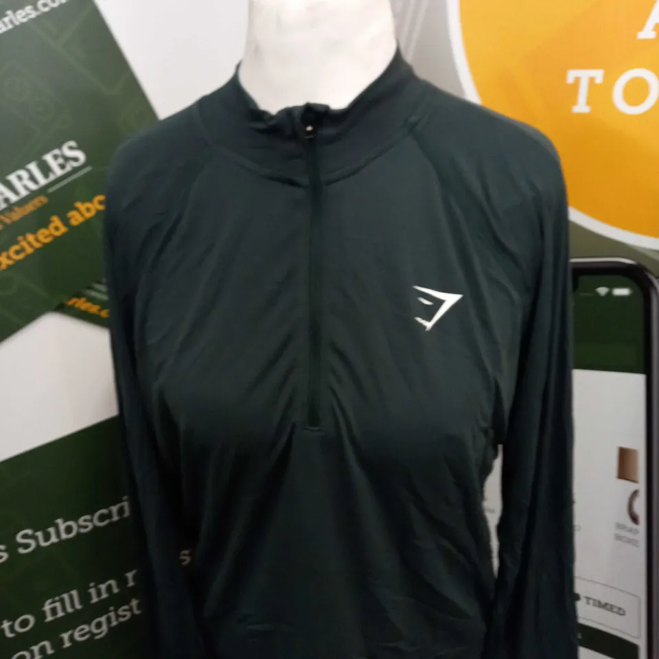 GYMSHARK 1/4 ZIP SHIRT SIZE L