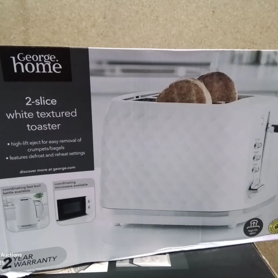 BOXED 2 SLICE WHITE TEXTURED TOASTER