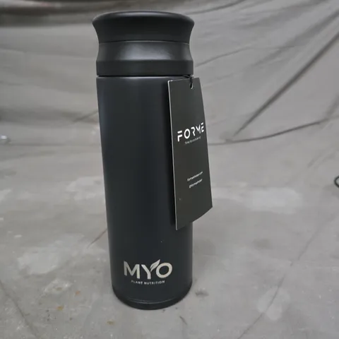 FORME black sports water bottle with MYO Plant Nutrition branding