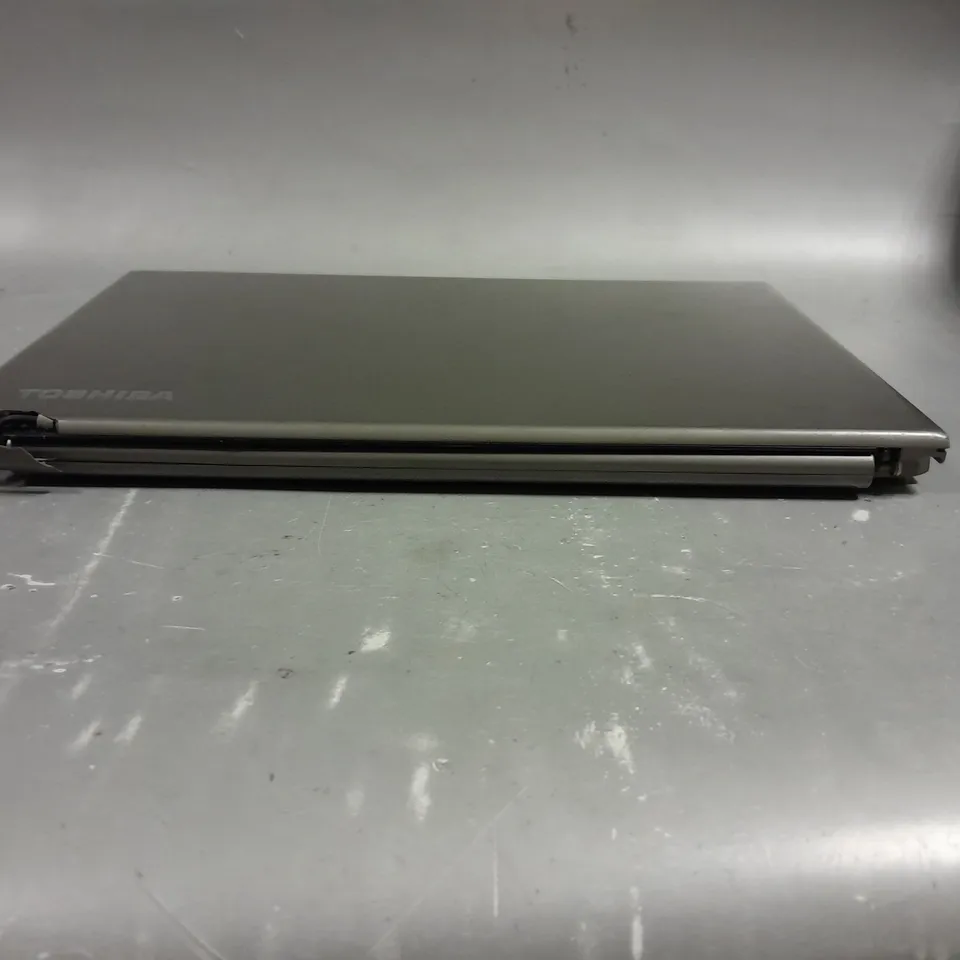 TOSHIBA TECRA Z40-C-127 LAPTOP