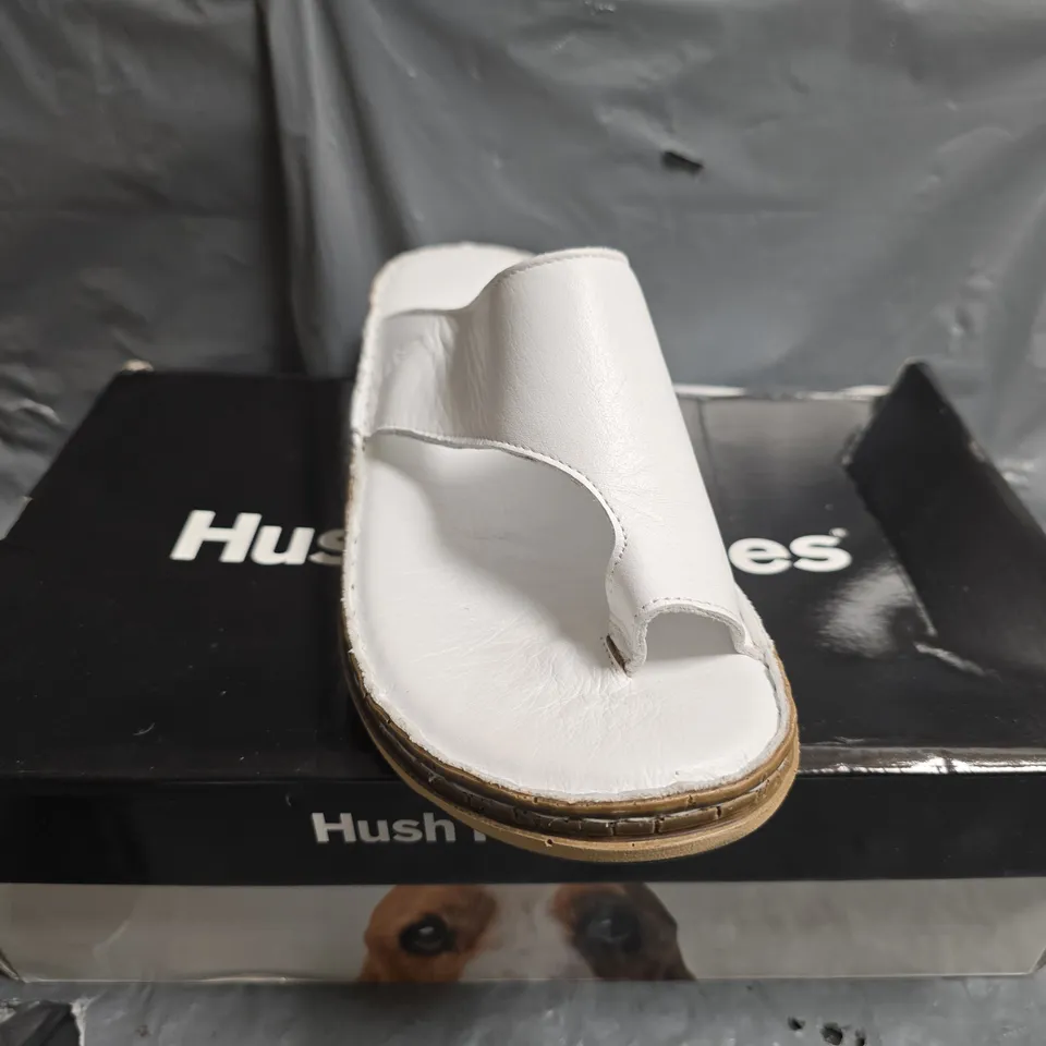 BOXED HUSH PUPPIES ELISSA TOEPOST - UK 8 