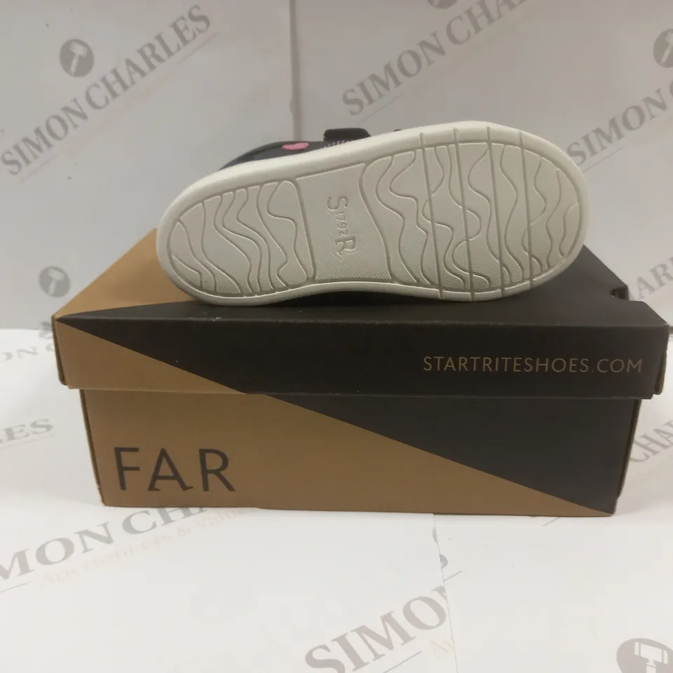 BOXED PAIR OF START RITE FANTASY GIRLS SHOES UK SIZE 10