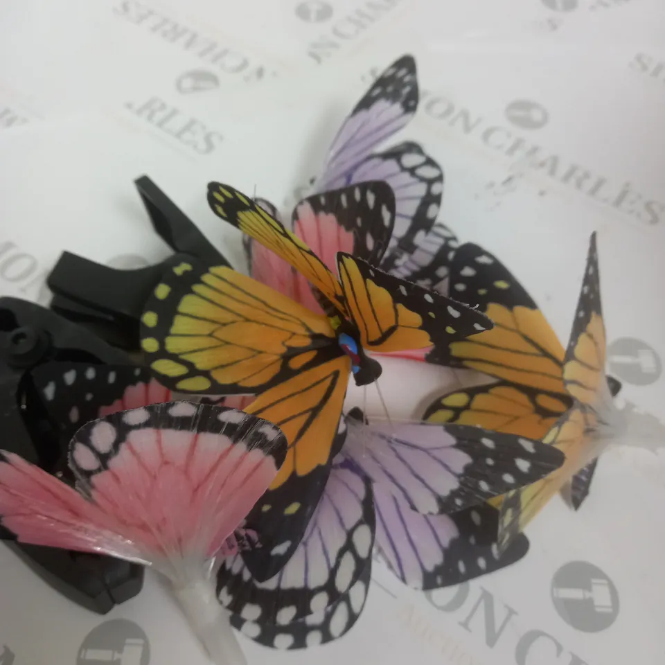 LUXFORM SOLAR 6-SET FIBER BUTTERFLY WITH CLIP 