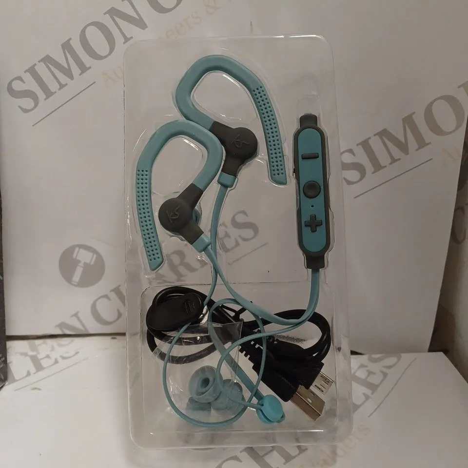 6 X BOXED KITSOUND RACE 15 WIRELESS SPORTS EARPHONES IN BLUE