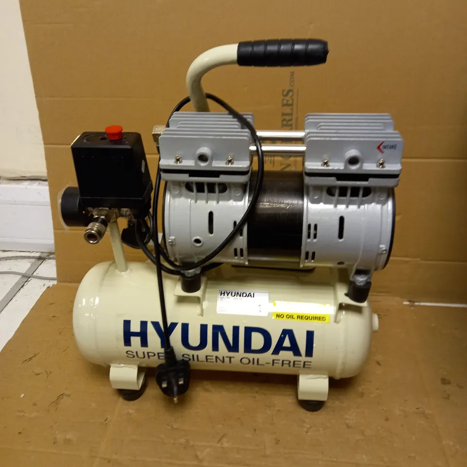 HYUNDAI SILENCED AIR COMPRESSOR, 550 W, 230 V