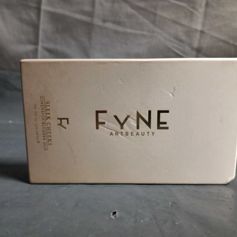 FYNE ARTBEAUTY - SLEEK CHEEKS - BLUSHER DUO