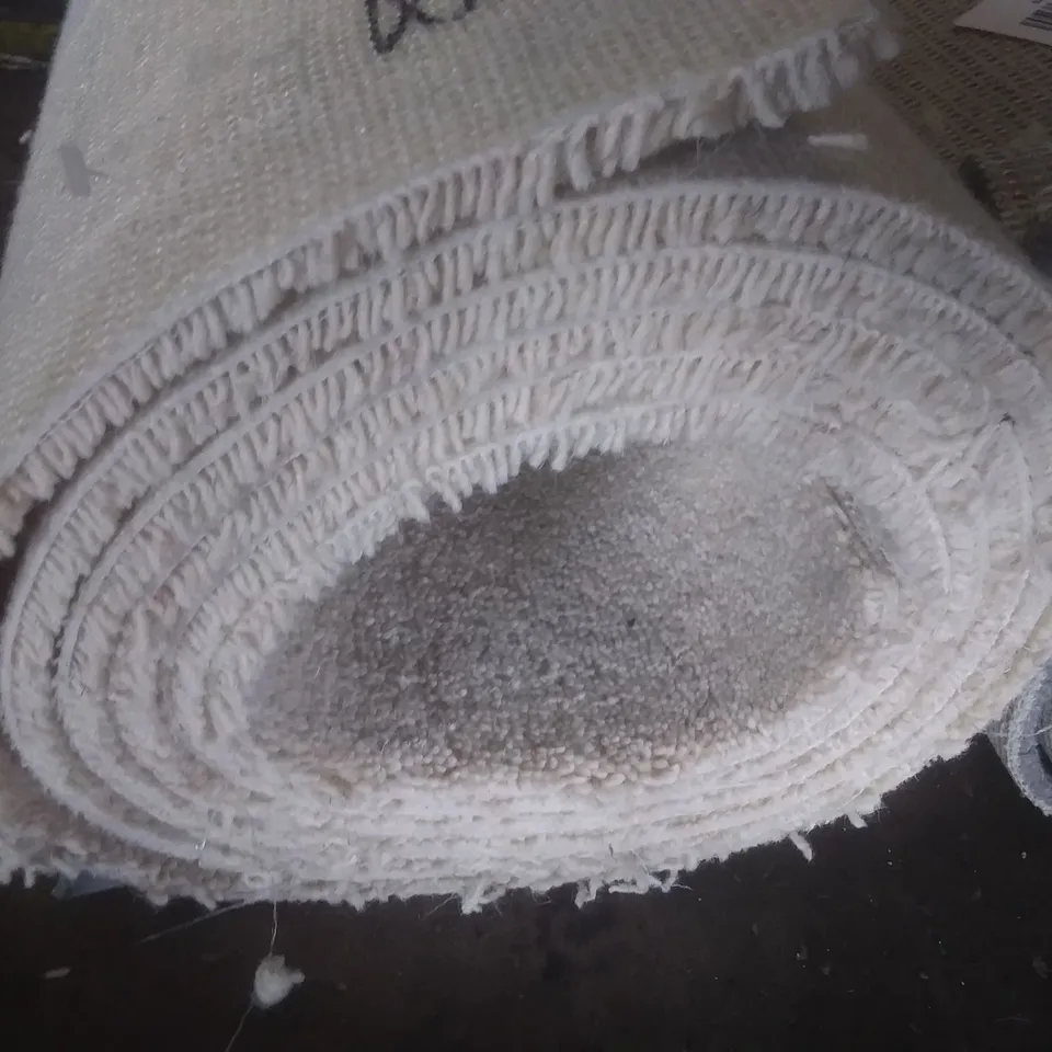 ROLL OF QUALITY LINGDALE MALHAM CARPET 4×3M