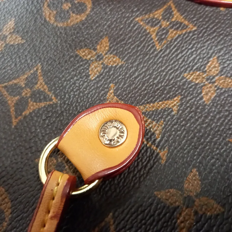 LOUIS VUITTON BAG