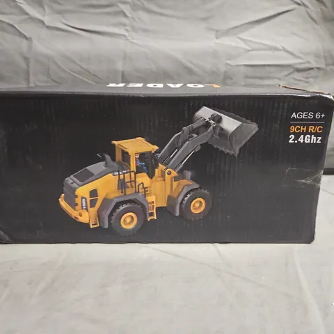 RC LOADER TOY VEHICLE WITH CONTROLLER – 2.4GHZ, YELLOW CONSTRUCTION LOADER