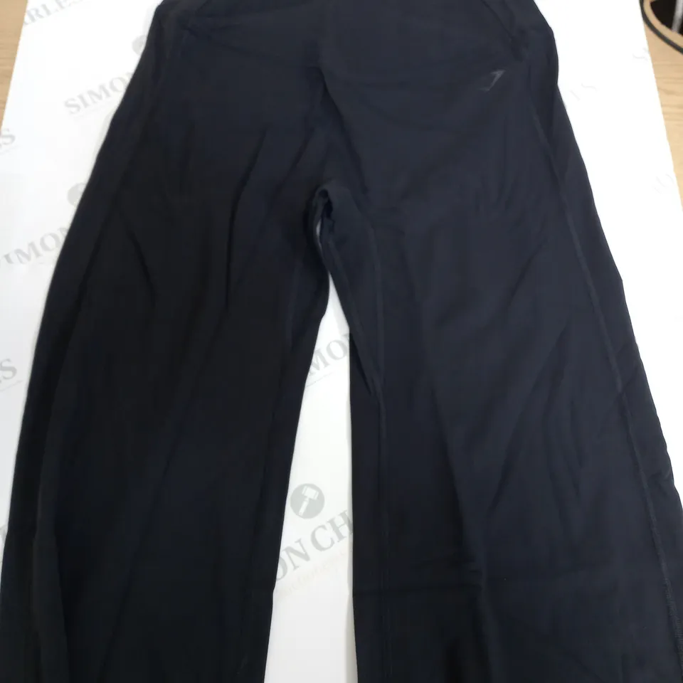 GYMSHARK CROSSOVER FLARED LEGGINGS - L 