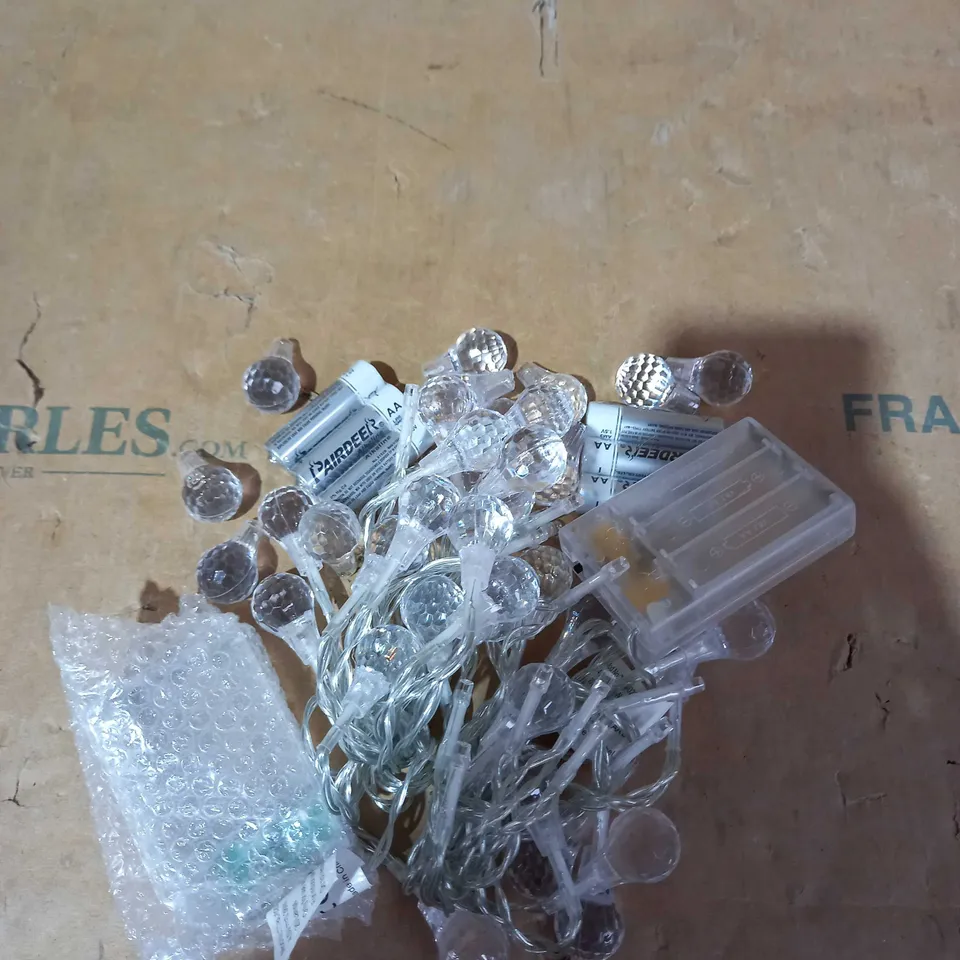 LED LIGHT STRING IN LIGHTBULB STYLE 2 FACET
