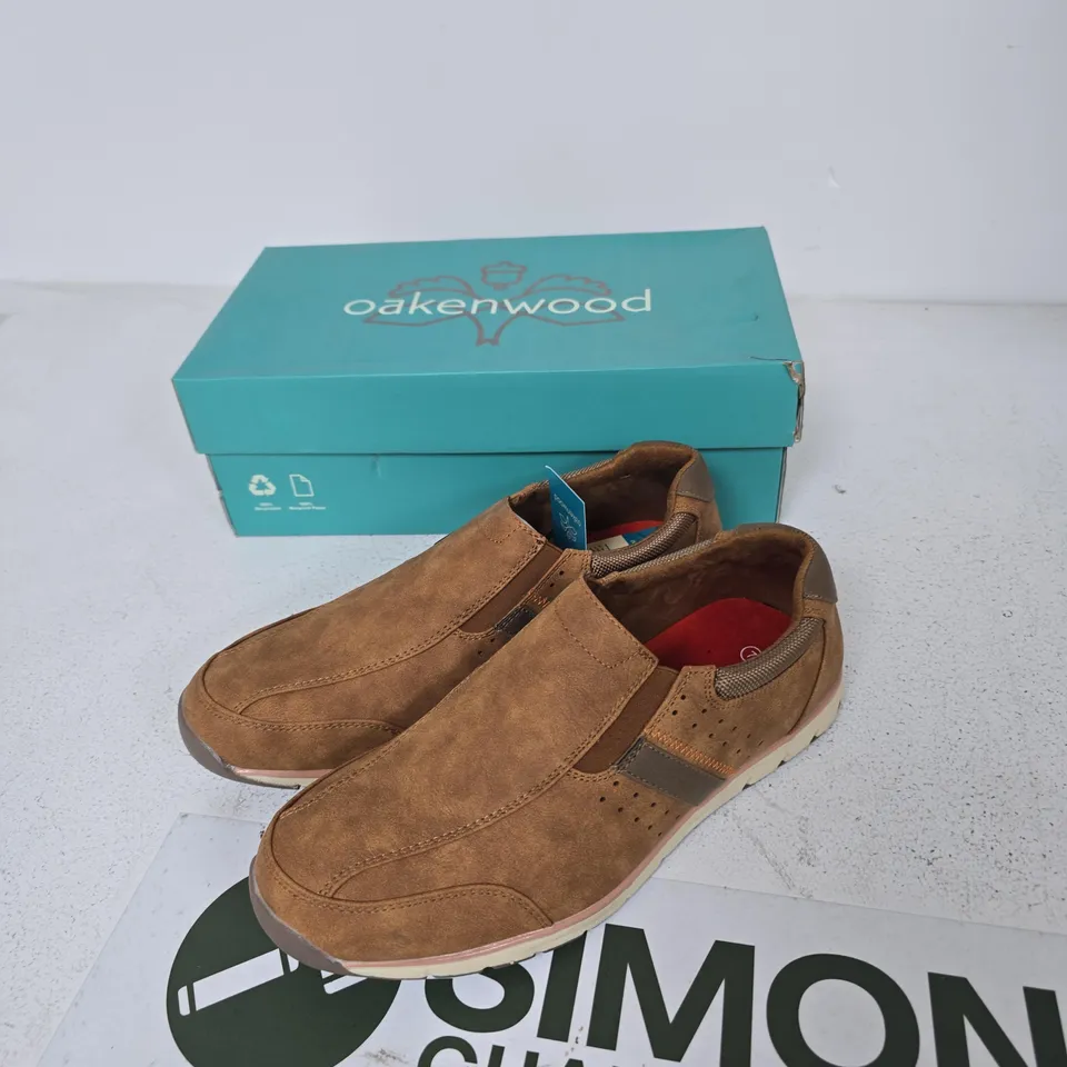 OAKENWOOD LENNIE A8906 MEN'S SLIP-ON SHOES – TAN, UK 7 (EU41)