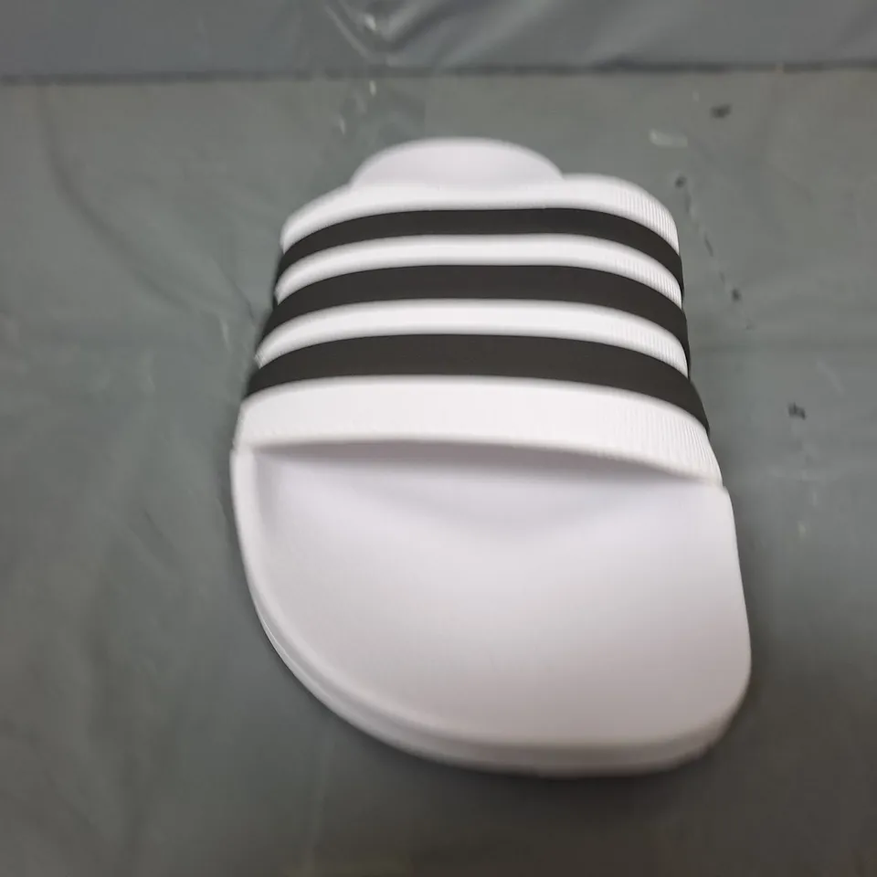 PAIR OF ADIDAS ADILETTE SHOWER SLIDES IN WHITE/BLACK - UK 10
