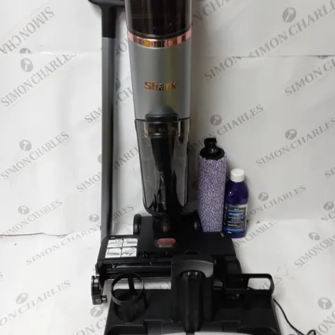 BOXED SHARK HYDROVAC HARD FLOOR WET & DRY CORDLESS CLEANER WD210UK