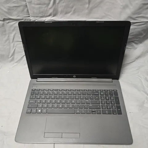 HP 250 G7 NOTEBOOK PC 