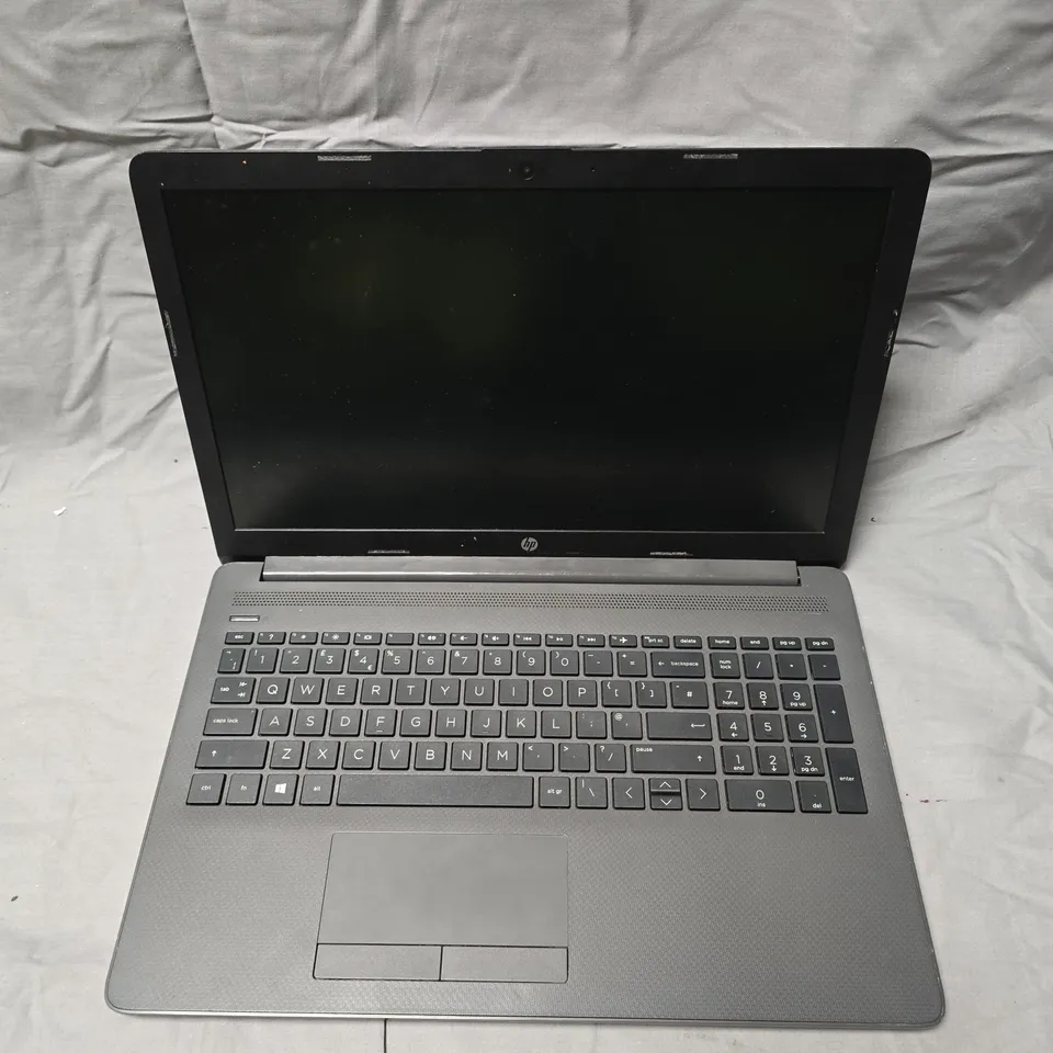 HP 250 G7 NOTEBOOK PC 