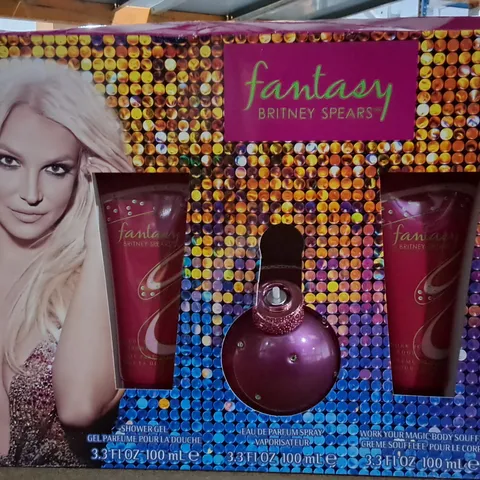 BRITNEY SPEARS FANTASY EAU DE PARFUM FRAGRANCE GIFT SET - COLLECTION ONLY 