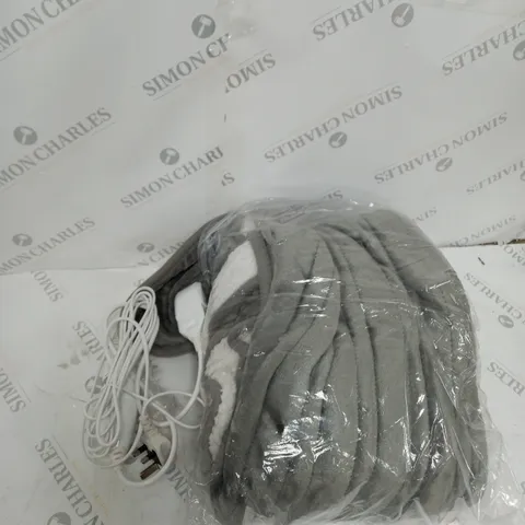 COZEE HOME OVERSIZED WRAP - SILVER / GREY