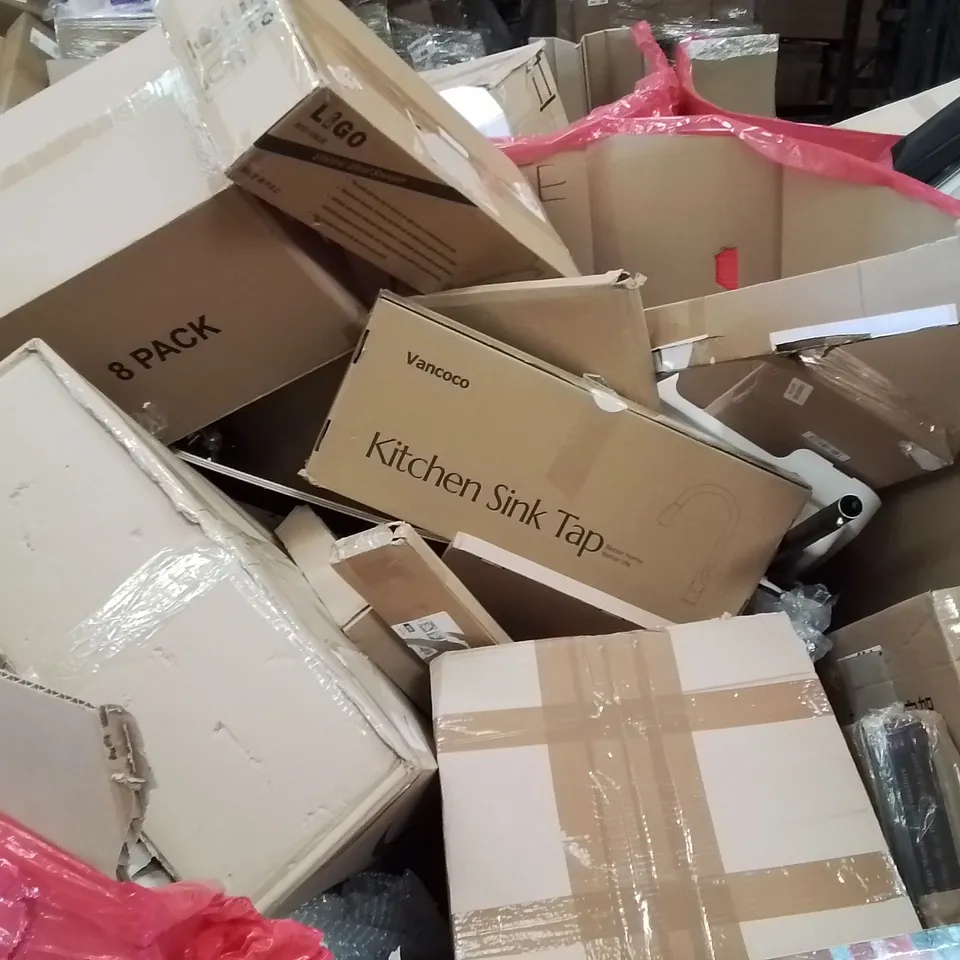 PALLET CONTAINING VARIOUS ASSORTED BOXED HOUSEHOLD ITEMS TO INCLUDE: WRAPPED CANVASES, STORAGE UNITS, SKATEBOARD, KITCHEN SINK TAP, ELECTRIC WEED SWEEPER AND LOTS MORE UNMARKED BOXED ITEMS 