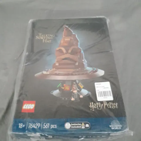 BOXED LEGO HARRY POTTER TALKING SORTING HAT - 76429