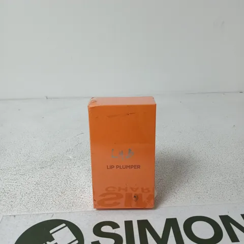 LIFE + BEAUTY LIP PLUMPER