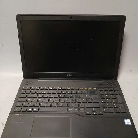 FUJITSU LIFEBOOK A556 LAPTOP 