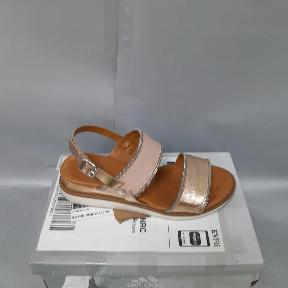 MODA IN PELLE PRUDIE SANDAL - SIZE 5