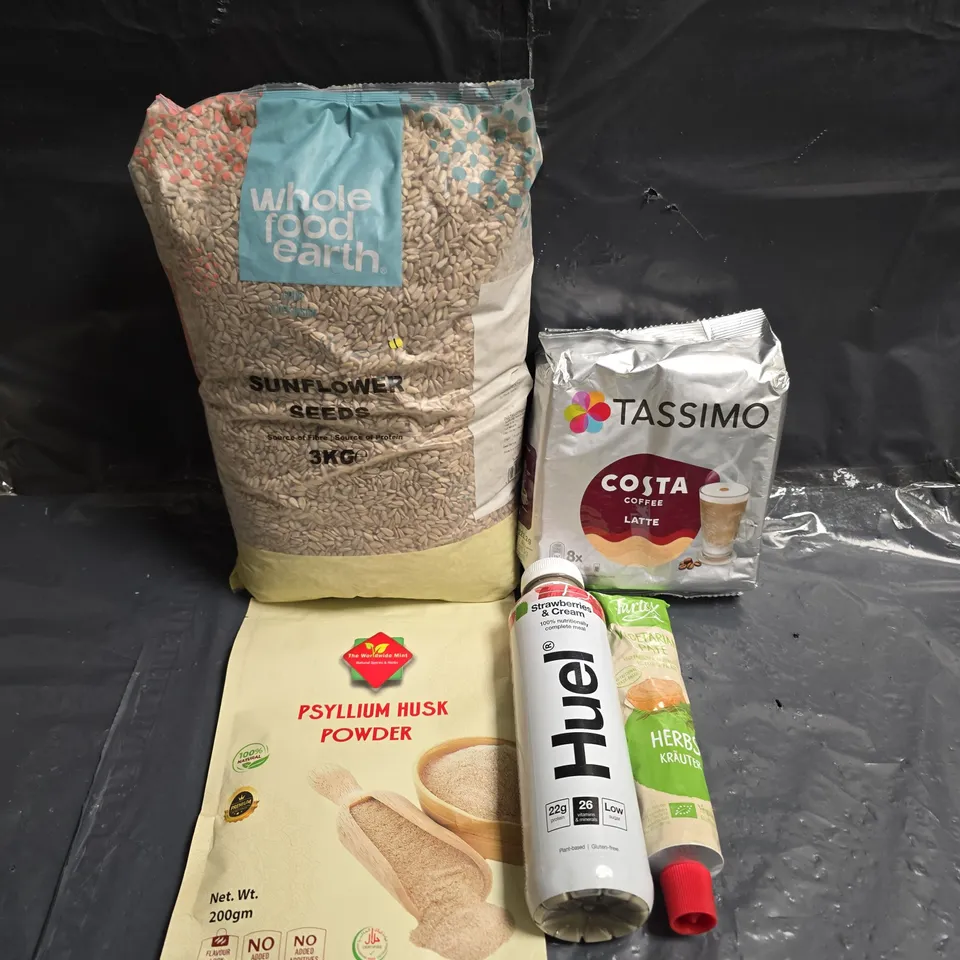 APPROXIMATELY 10 ASSORTED FOOD ITEMS TO INCLUDE - TASSIMO LATTE'S, HUEL AND SUNFLOWER SEEDS