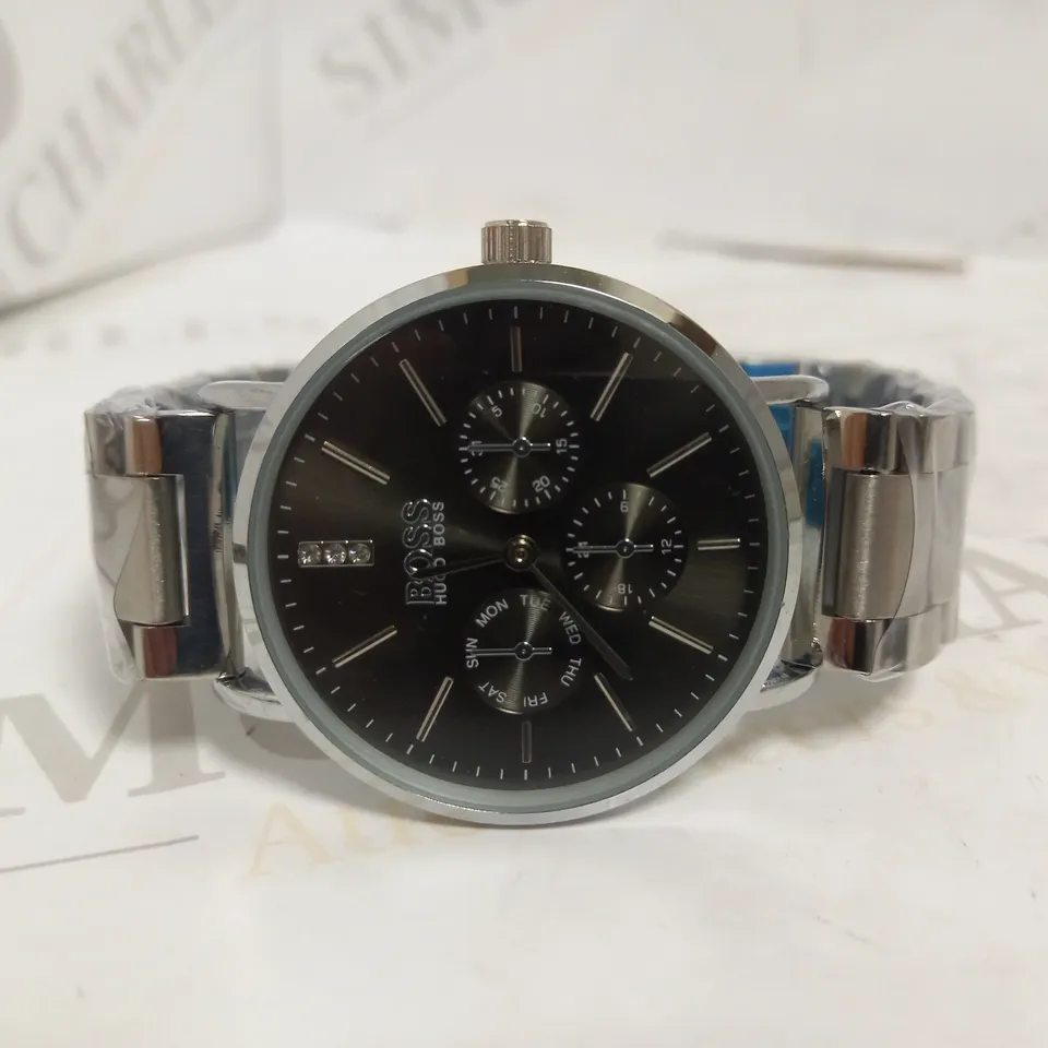 HUGO BOSS-STYLE BRACELET STRAP WATCH