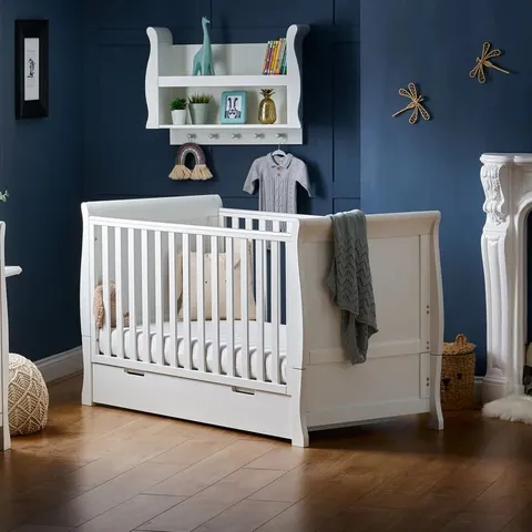 BOXED STAMFORD CLASSIC SLEIGH COT BED - WHITE (2 BOXES)