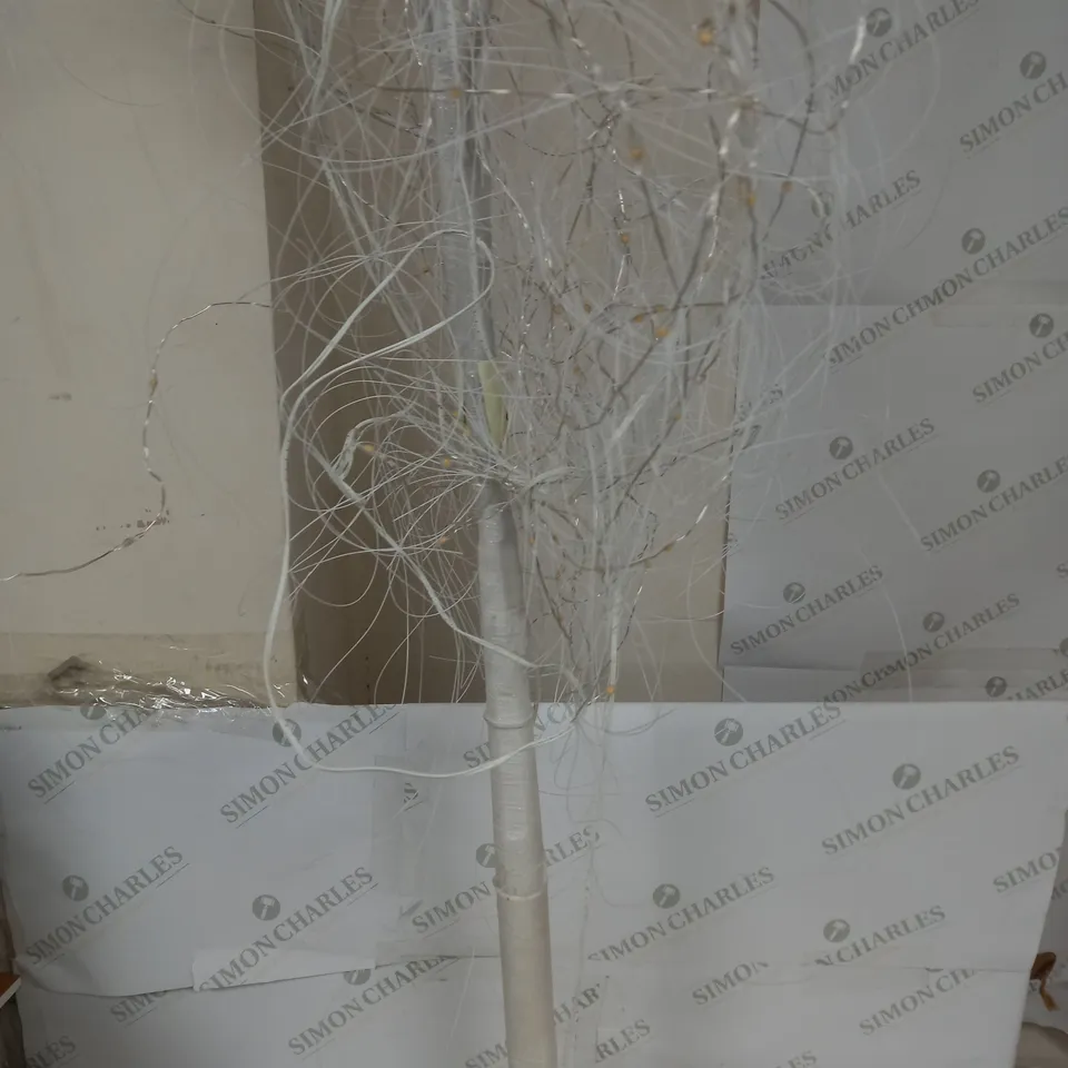 PRE LITE WHITE TREE / COLLECTION ONLY