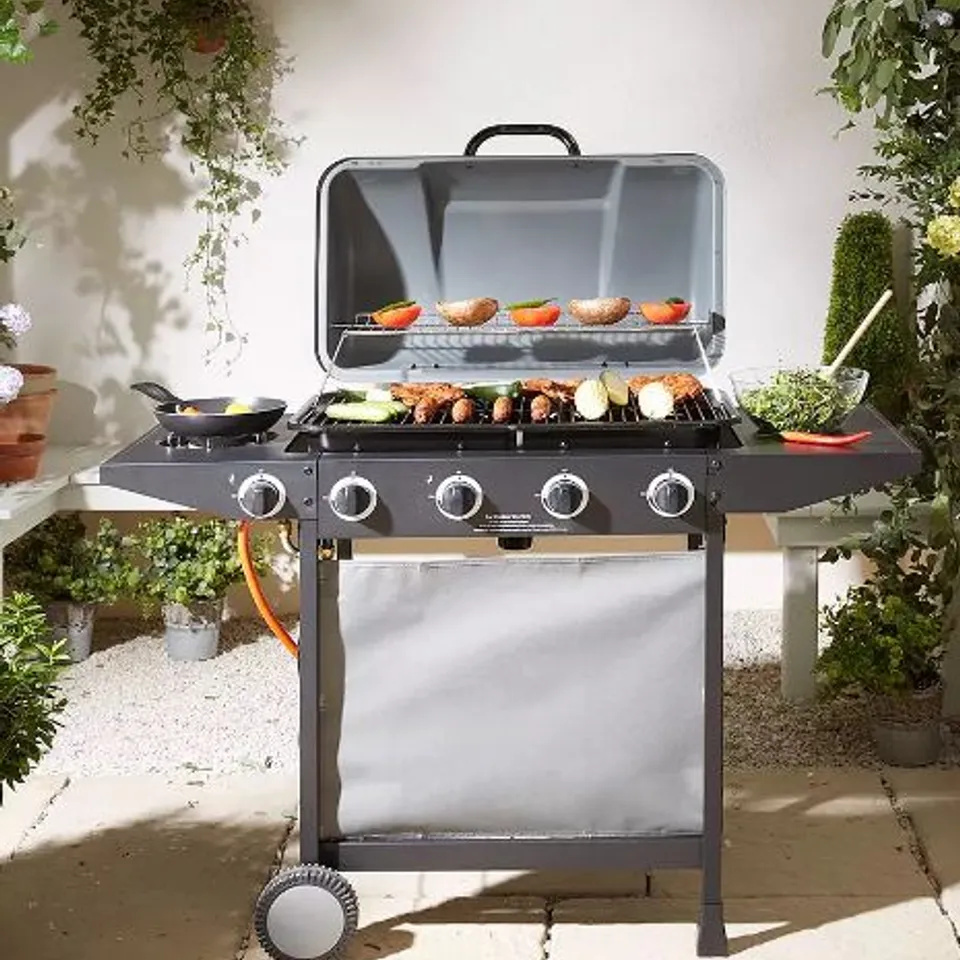 BOXED AMERICAN CHARCOAL GRILL BBQ - COLLECTION ONLY RRP £159.99