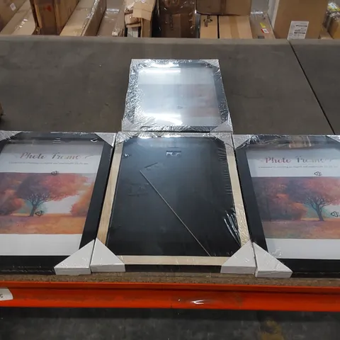 BOXED SET OF 4 PHOTO FRAMES