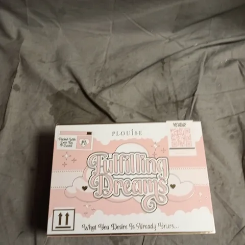 P LOUISE FULFILLING DREAMS MAKEUP SET – PINK BOXED