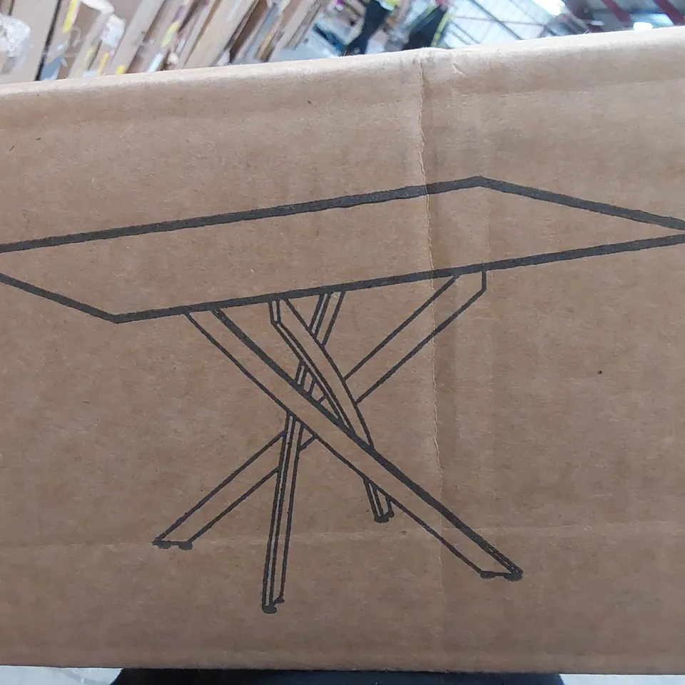 BOXED LIRA DINING TABLE (2 BOXES)